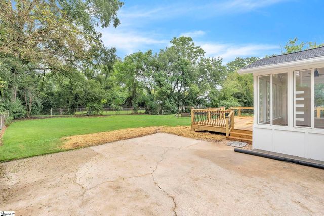 601 Parkins Mill Road, Greenville, SC 29607