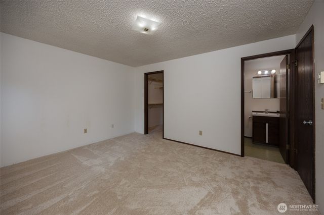 8306 54th Court W, University Place, WA 98467