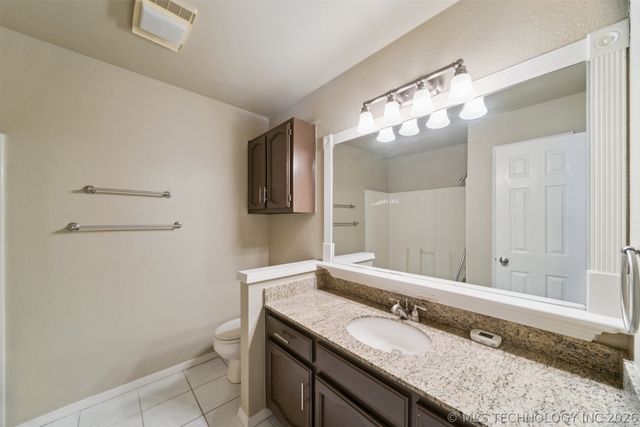 1702 W 110th Place, Jenks, OK 74037