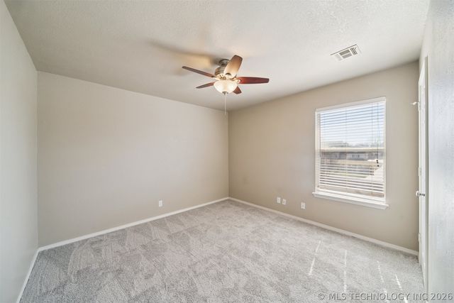 1702 W 110th Place, Jenks, OK 74037