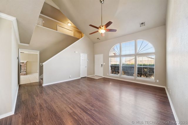 1702 W 110th Place, Jenks, OK 74037