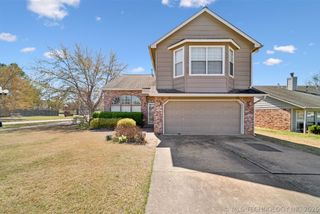 1702 W 110th Place, Jenks, OK 74037