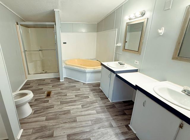 4 Palmetto Court, Phenix City, AL 36869