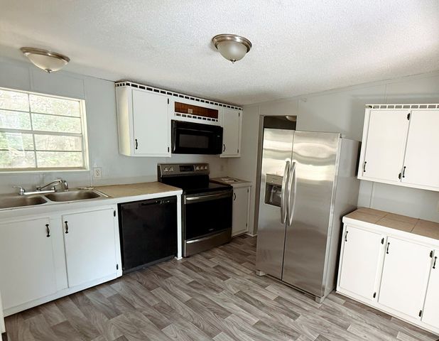 4 Palmetto Court, Phenix City, AL 36869