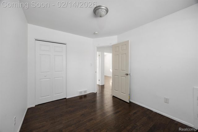 4348 Martin Road, Warren, MI 48092