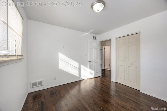 4348 Martin Road, Warren, MI 48092