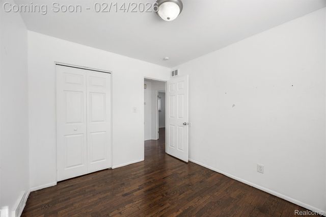 4348 Martin Road, Warren, MI 48092