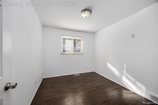 4348 Martin Road, Warren, MI 48092