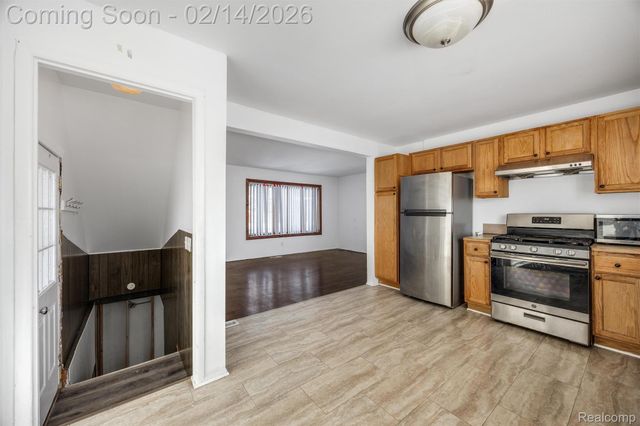 4348 Martin Road, Warren, MI 48092