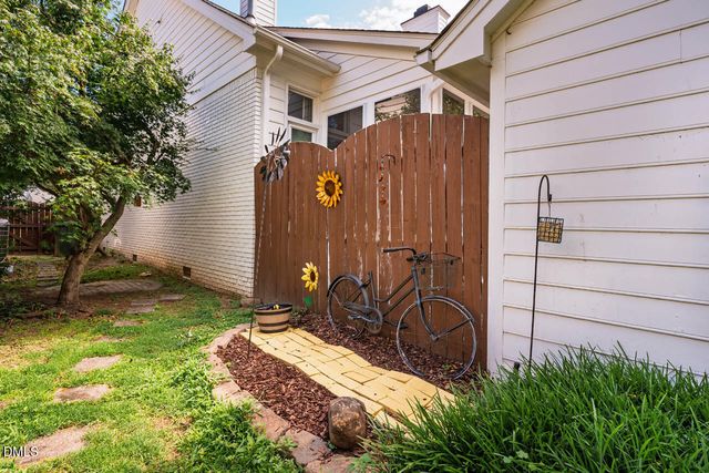 107 Cumberland Green Drive, Cary, NC 27513