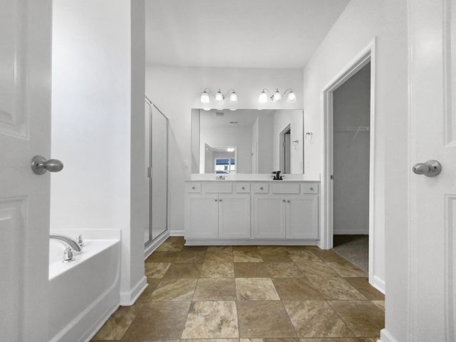 209 Autumn Terrace Ln, Clarksville, TN 37040