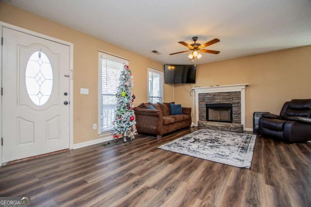 31 Chelsea Way, Villa Rica, GA 30180