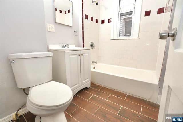 20 Stuyvesant Avenue, Newark, NJ 07106