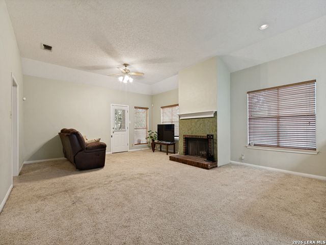 7930 VIKING TRL, San Antonio, TX 78250