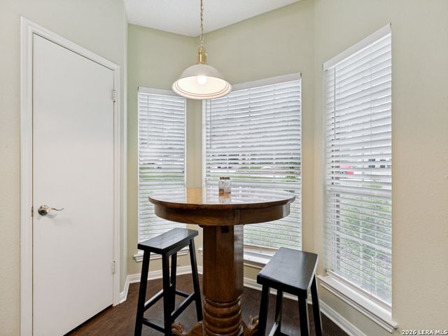 7930 VIKING TRL, San Antonio, TX 78250