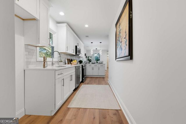 5804 S Gordon Road, Austell, GA 30168