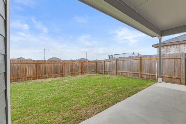 185 Sormonne LOOP, Kyle, TX 78640