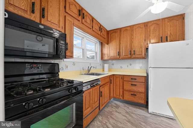 1000 MARKSWORTH RD, Baltimore, MD 21228