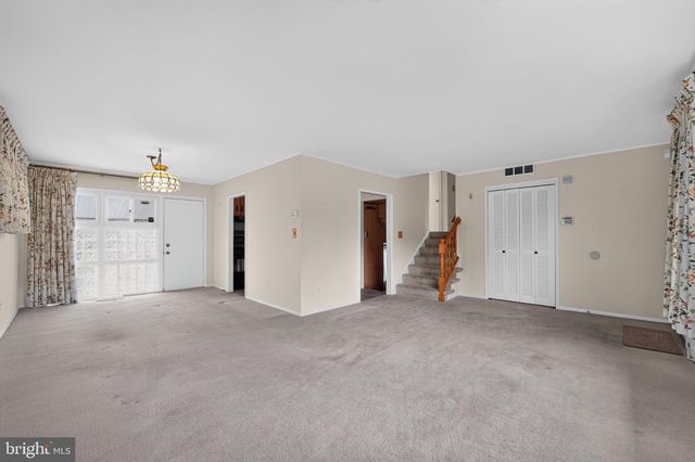 1000 MARKSWORTH RD, Baltimore, MD 21228