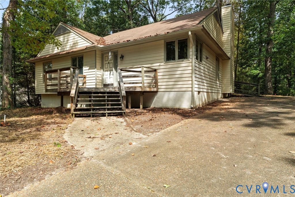 6090 Campaign Trl, Mechanicsville, VA 23111