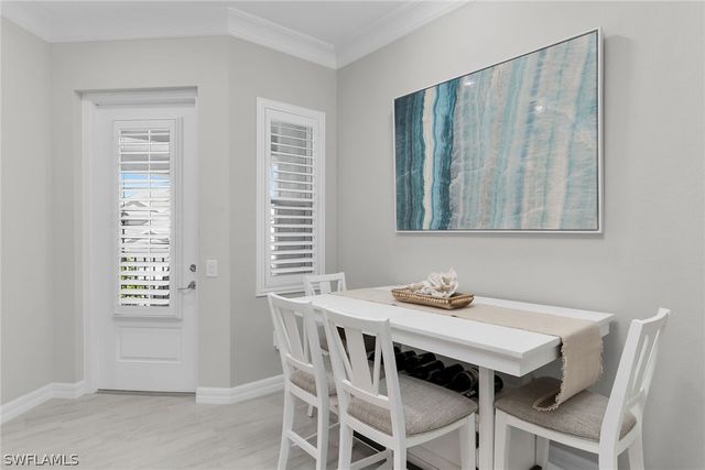 238 Indies DR E 202, Naples, FL 34114