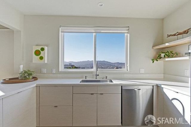 1028 Rhode Island Street, San Francisco, CA 94107