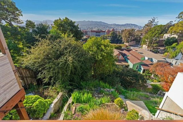 1028 Rhode Island Street, San Francisco, CA 94107