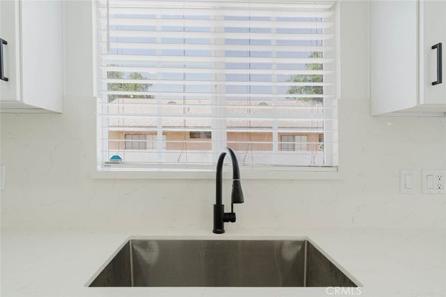 535 N Pasadena Avenue, Azusa, CA 91702