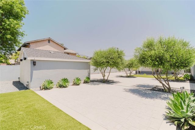 535 N Pasadena Avenue, Azusa, CA 91702