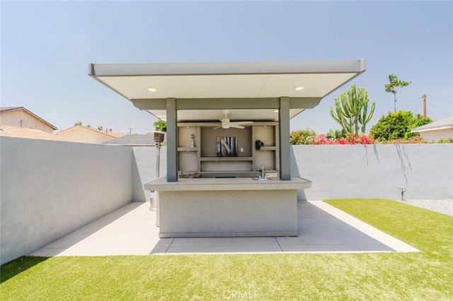 535 N Pasadena Avenue, Azusa, CA 91702