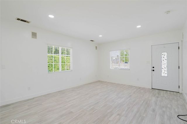 535 N Pasadena Avenue, Azusa, CA 91702