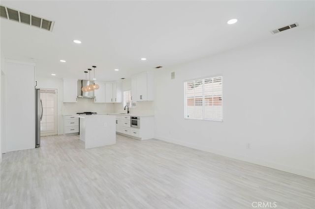 535 N Pasadena Avenue, Azusa, CA 91702