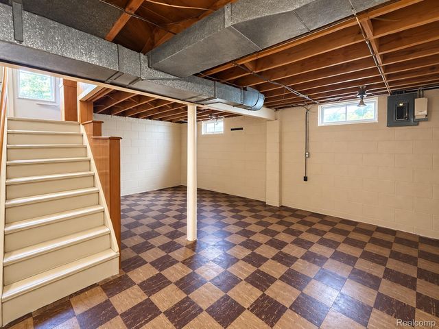 7460 Dacosta, Detroit, MI 48239