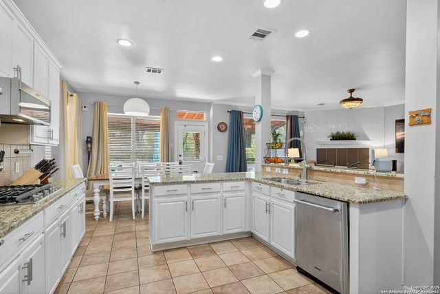 1303 Charlisas Way, San Antonio, TX 78216