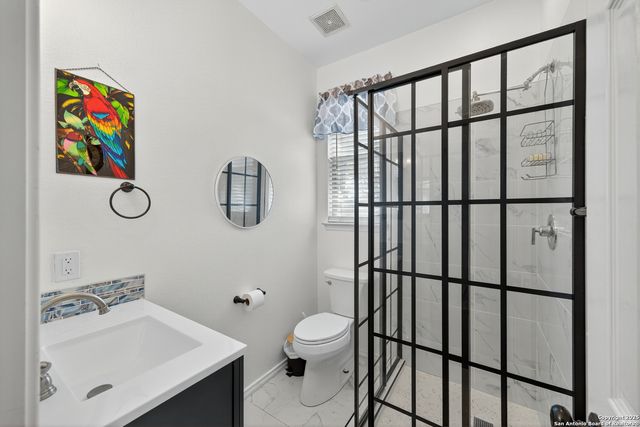 1303 Charlisas Way, San Antonio, TX 78216