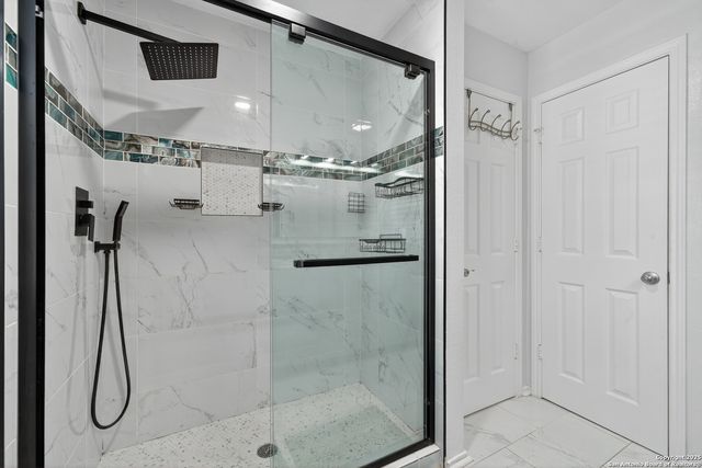 1303 Charlisas Way, San Antonio, TX 78216