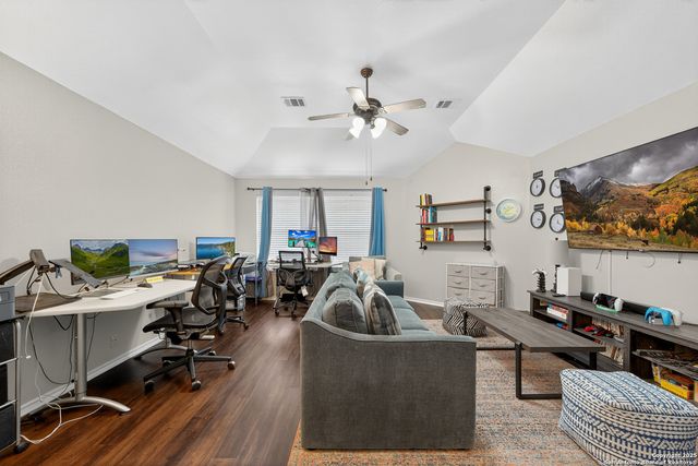 1303 Charlisas Way, San Antonio, TX 78216