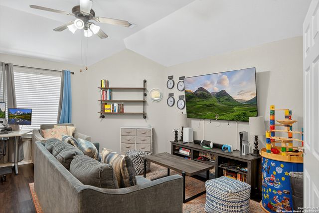 1303 Charlisas Way, San Antonio, TX 78216