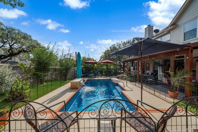 1303 Charlisas Way, San Antonio, TX 78216