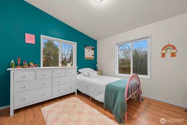 954 Garfield Avenue, Blaine, WA 98230