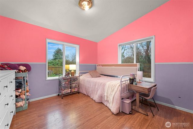 954 Garfield Avenue, Blaine, WA 98230