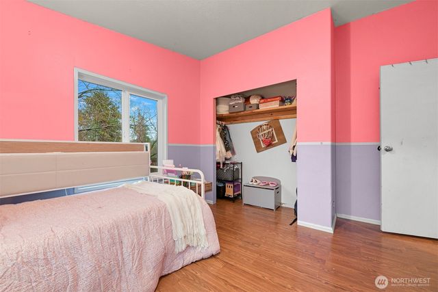 954 Garfield Avenue, Blaine, WA 98230