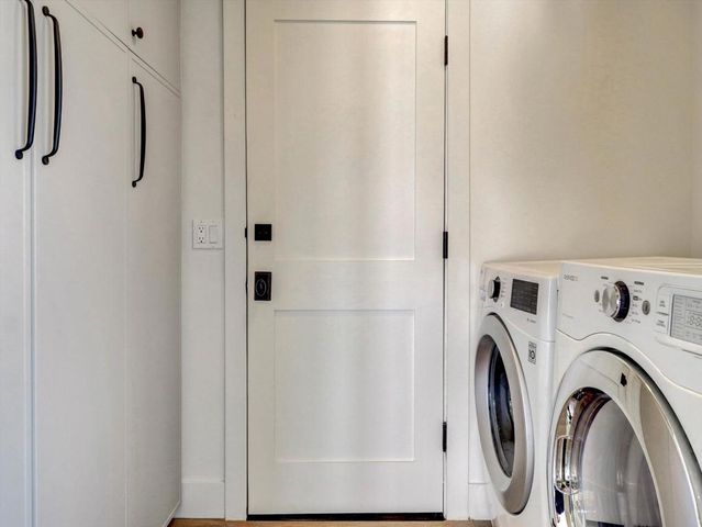 9721 Siwanoy Drive, Desert Hot Springs, CA 92240