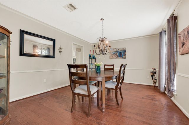 660 Stonewall Jackson Drive, Conroe, TX 77302