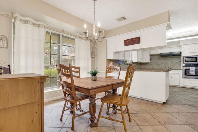 660 Stonewall Jackson Drive, Conroe, TX 77302