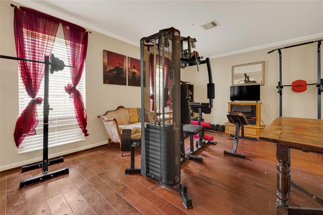 660 Stonewall Jackson Drive, Conroe, TX 77302