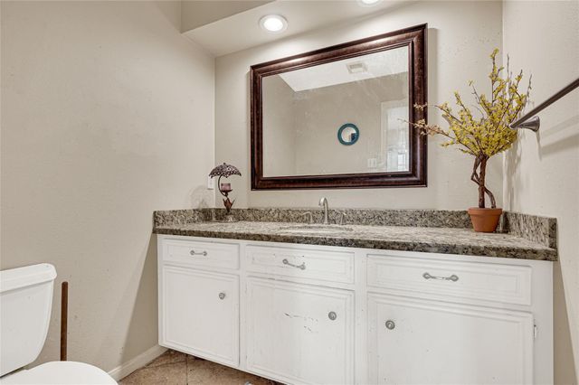 660 Stonewall Jackson Drive, Conroe, TX 77302