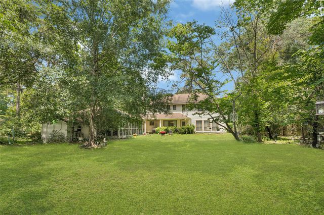 660 Stonewall Jackson Drive, Conroe, TX 77302
