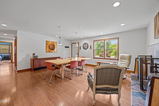 401 Warren Avenue, Cary, NC 27511