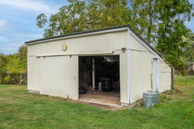 12356 Jennings Road, Fenton Twp, MI 48451